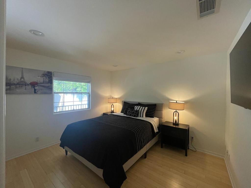 Habitación en casa particular Charming Bright Traditional In Sherman Oaks